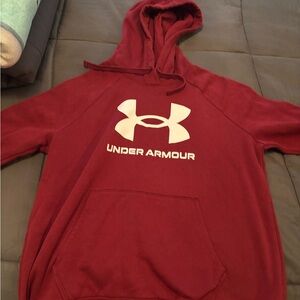 Under armour hoodie
Great condition 
Pick up only 
Bensonhurst brooklyn